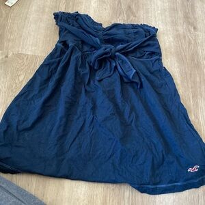 Women’s sleeveless hollister top